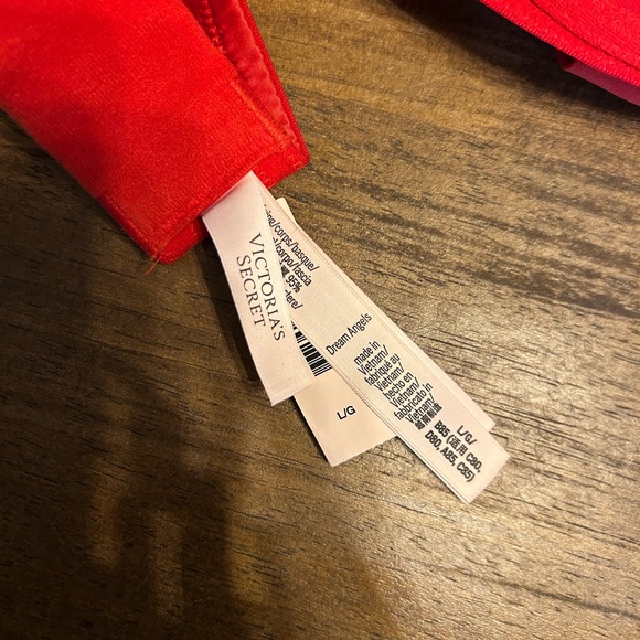 Victoria’s Secret Dream Angels Wicked Twinkle Bows Red Satin Open-Cup Bra Large - Picture 7 of 7